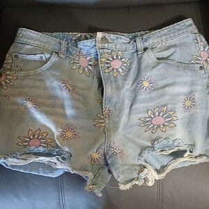 NOBO No Boundaries Floral Denim Shorts Juniors Size 17 Distressed